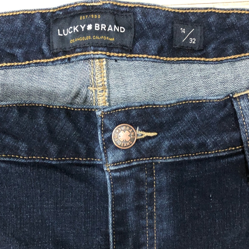Lucky Brand Straight Leg Jeans - Picture 5 of 7